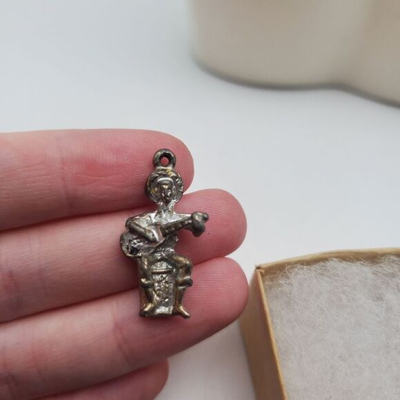 Solid Sterling silver country bumpkin necklace pendant or charm antique‎ - Picture 1 of 3